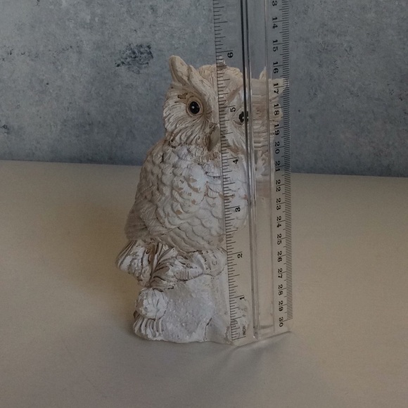 White 6” Tall Owl Candle Vintage - Picture 10 of 13